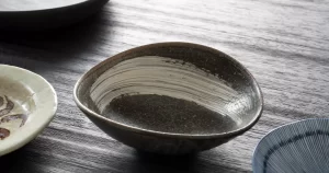 古い食器は売れる？捨てる前に確認したい器の特徴