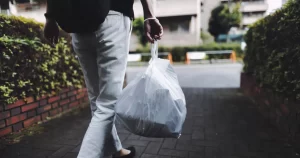 片付けを頼む業者に許可があるか｜尾道・福山・三原・世羅の名簿を並べて比べる